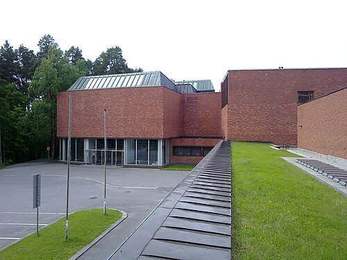 University_of_Jyväskylä_main_Building
